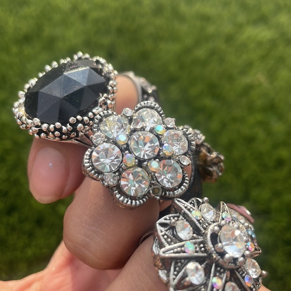 Rings Set - Picture 5 of 6